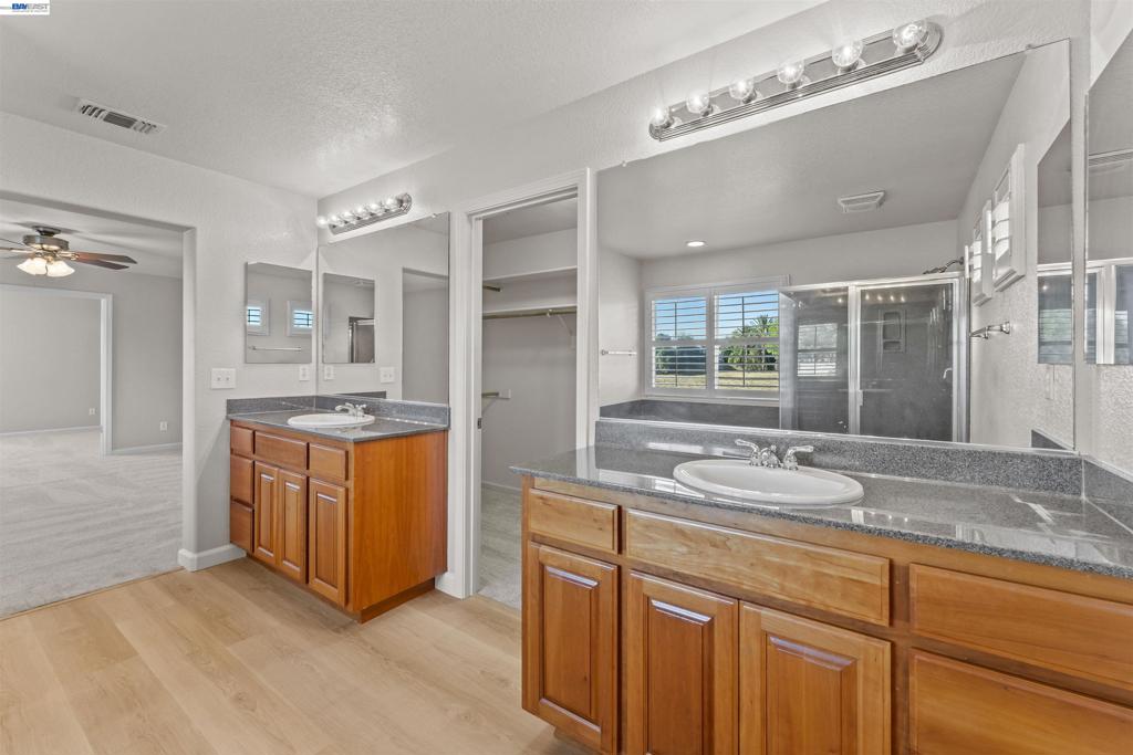 2652 Crescent Way Property Photo 40