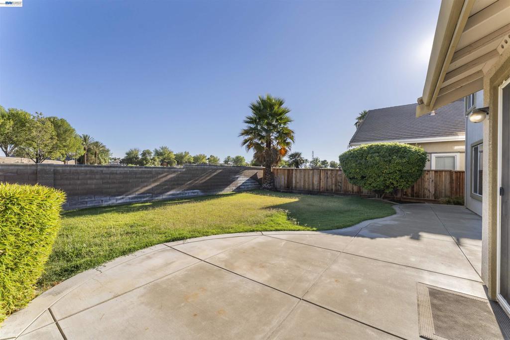 2652 Crescent Way Property Photo 53