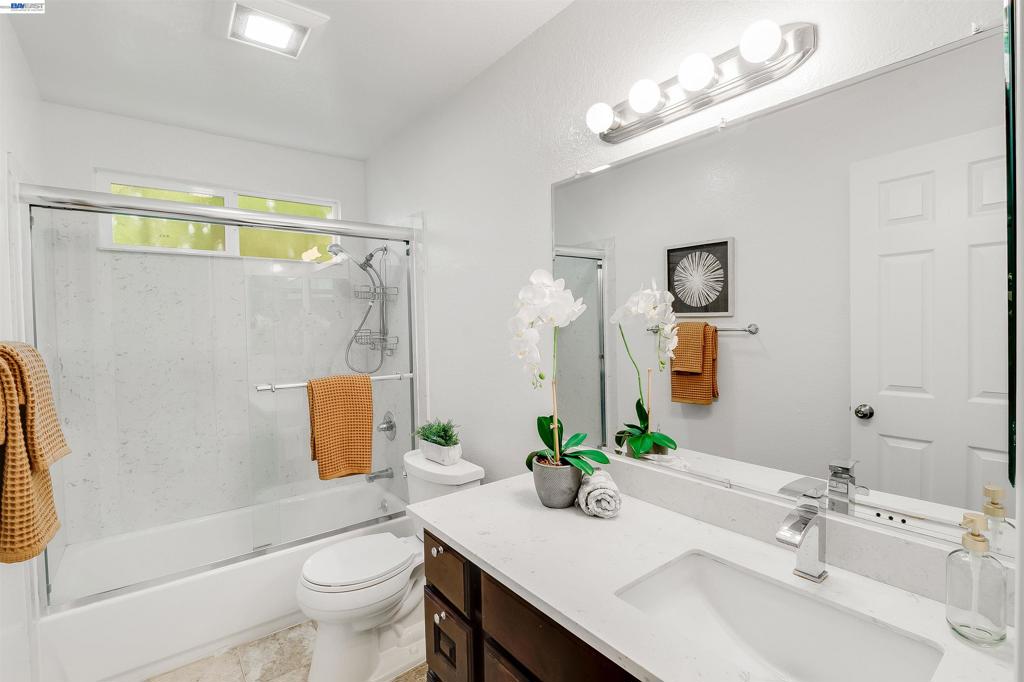 4087 Mozart Dr Property Photo 30