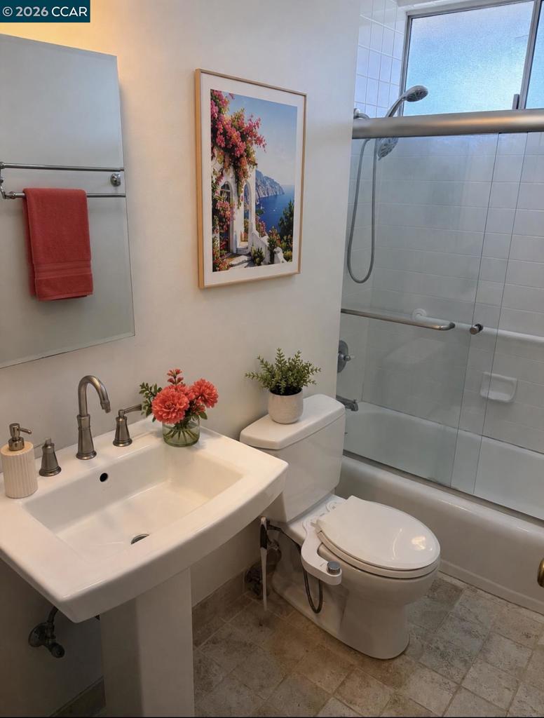 34 Andrew Dr 131 Property Photo 16