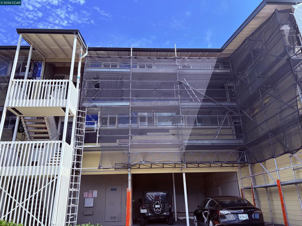 34 Andrew Dr 131 Property Photo 23