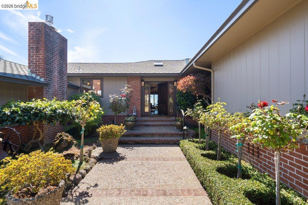 8765 Terrace Drive Property Photo 7