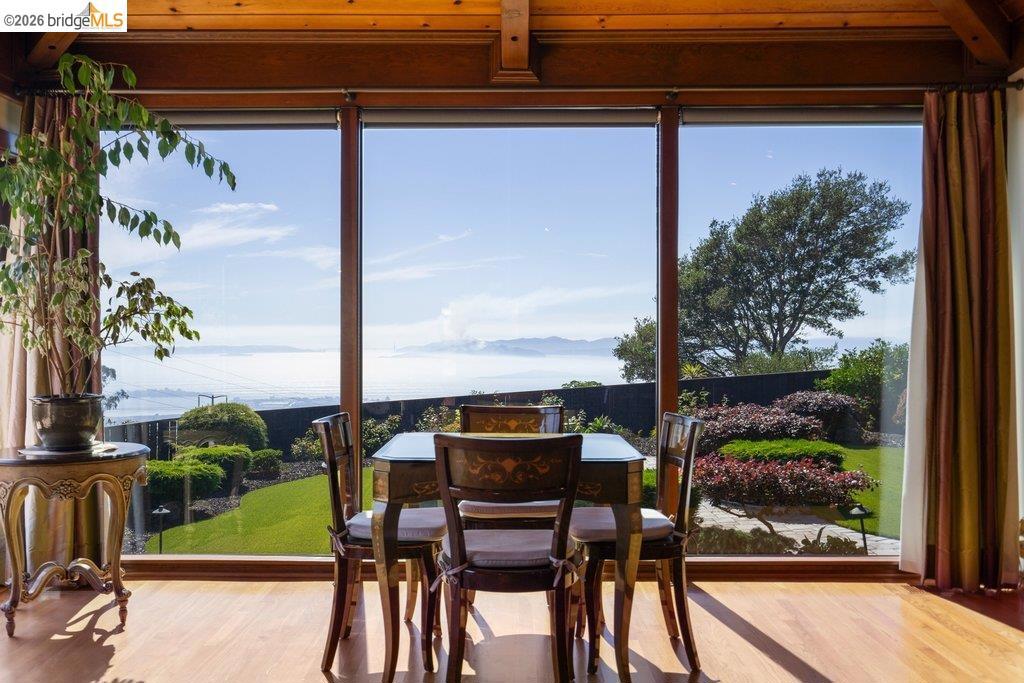 8765 Terrace Drive Property Photo 12