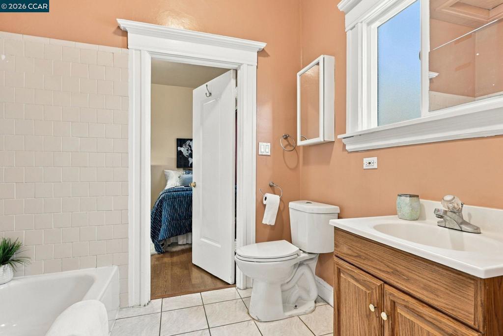 3334 Harrison St Property Photo 27