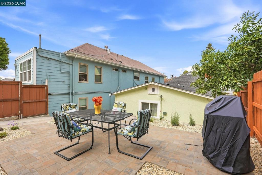 3334 Harrison St Property Photo 39