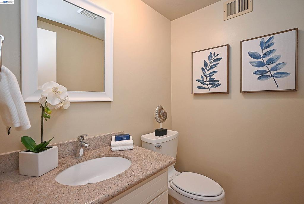 3585 Deer Park Ct Property Photo 17