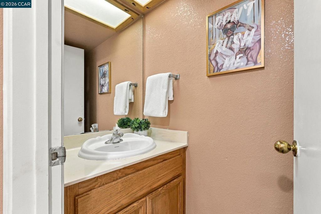 4609 Knollpark Cir Property Photo 32