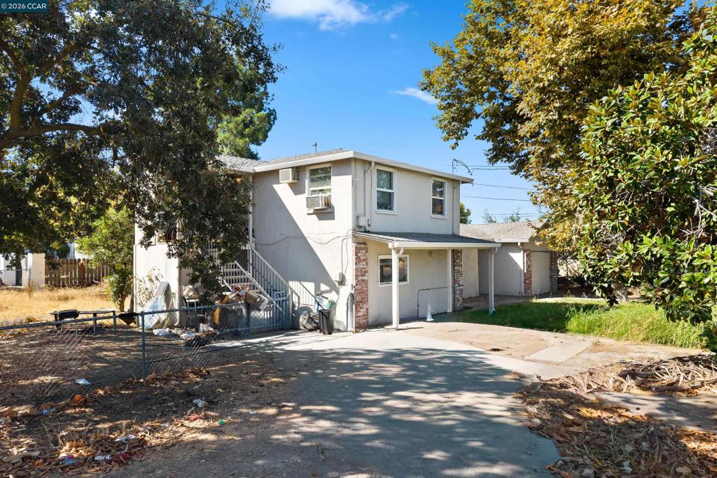 2150 Michael E Ave Property Photo 1