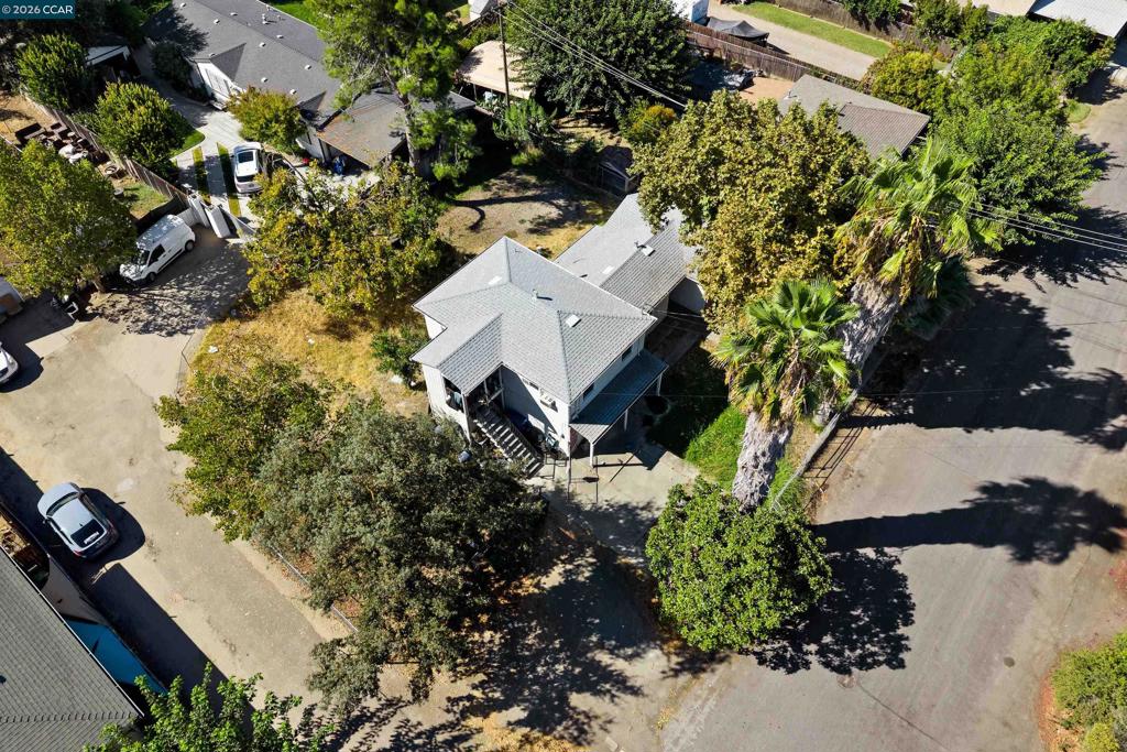 2150 Michael E Ave Property Photo 4