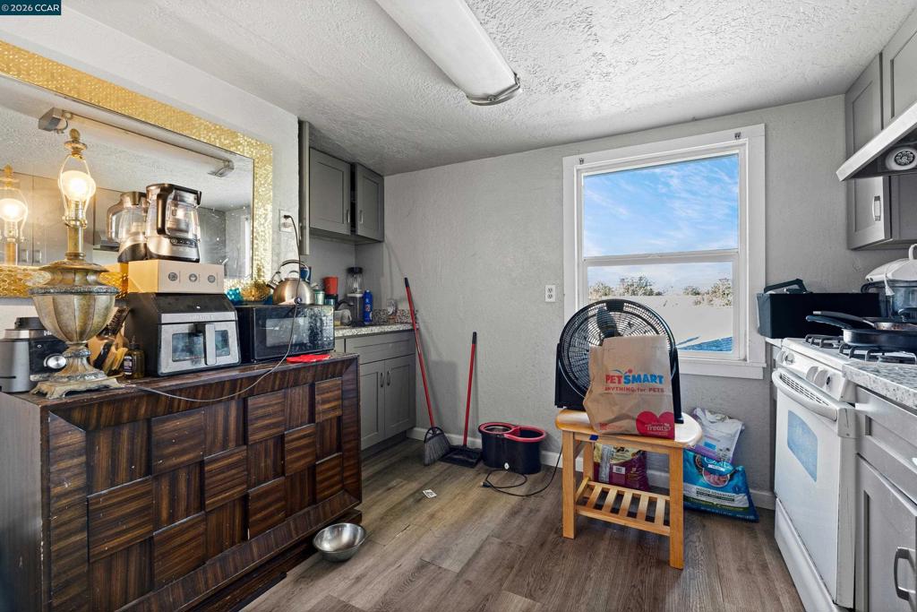 2150 Michael E Ave Property Photo 44