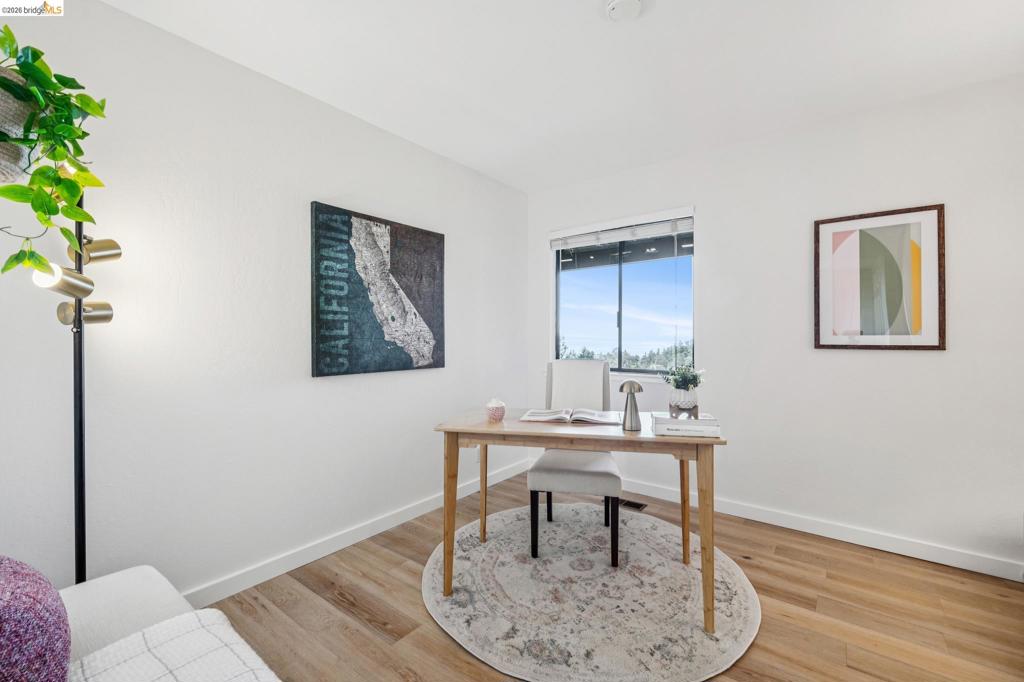 2534 Carisbrook Dr Property Photo 37