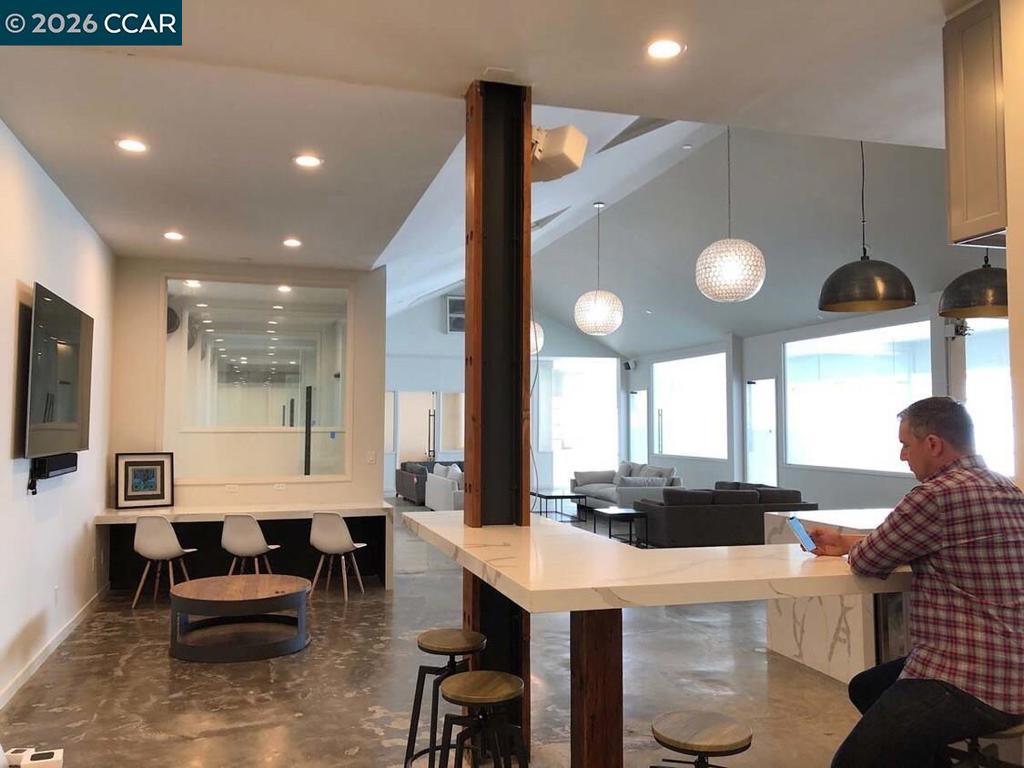 4200 Broadway Property Photo 18