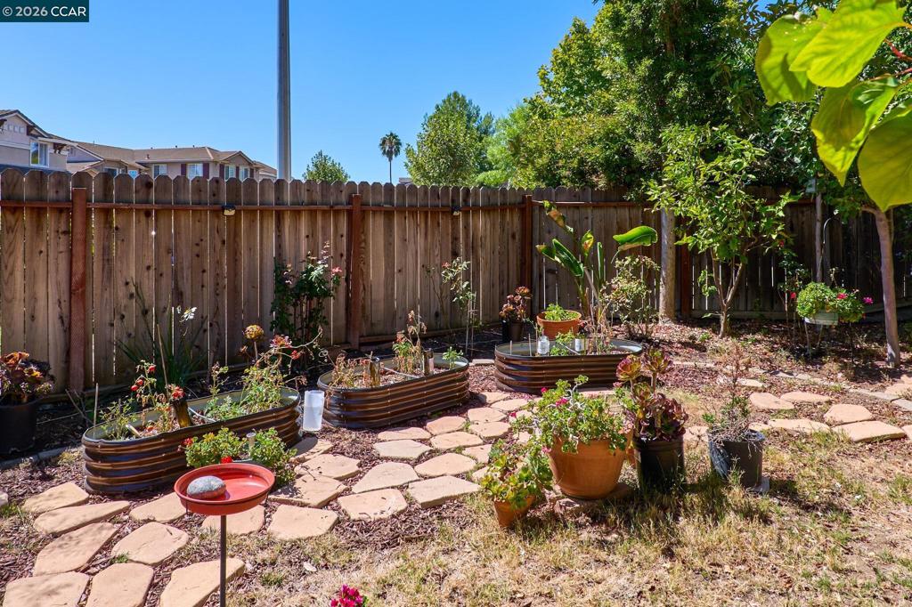 1315 Oak Crest Way Property Photo 39