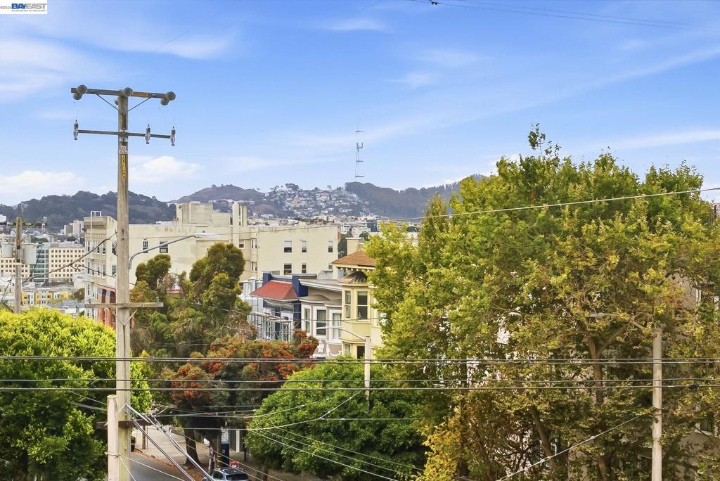 2404 Divisadero St Property Photo 6