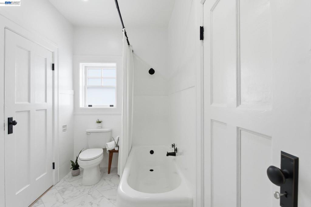 2404 Divisadero St Property Photo 31