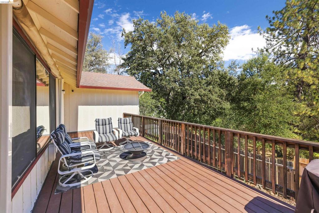 1240 Suzanne Dr Property Photo 33