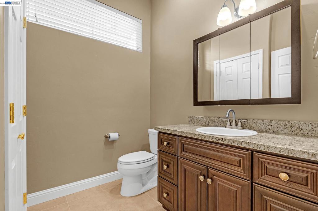 5040 Green Grove Ln Property Photo 21