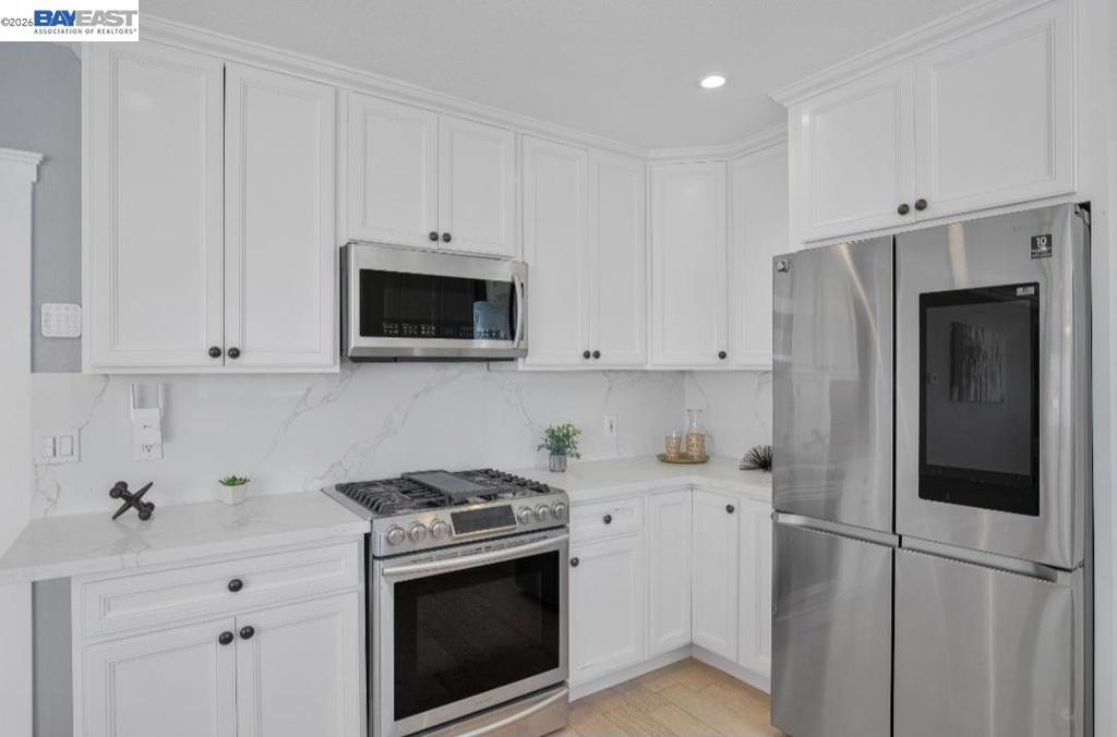 2468 Maxwell Property Photo 7