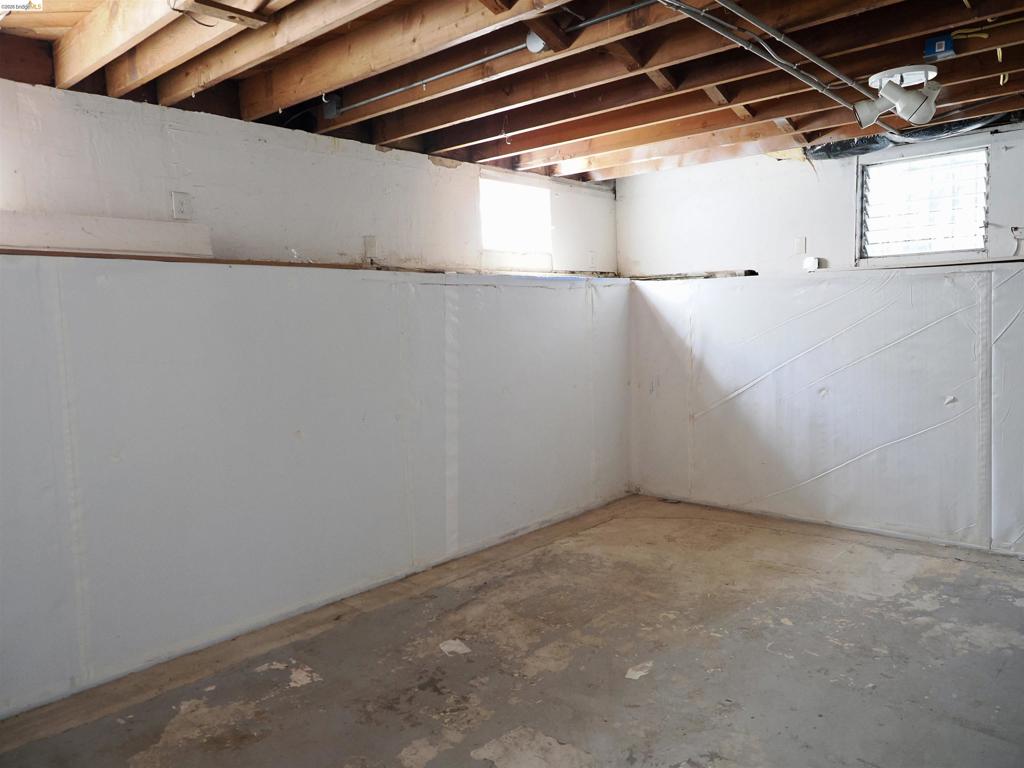 1225 S 57th Property Photo 13