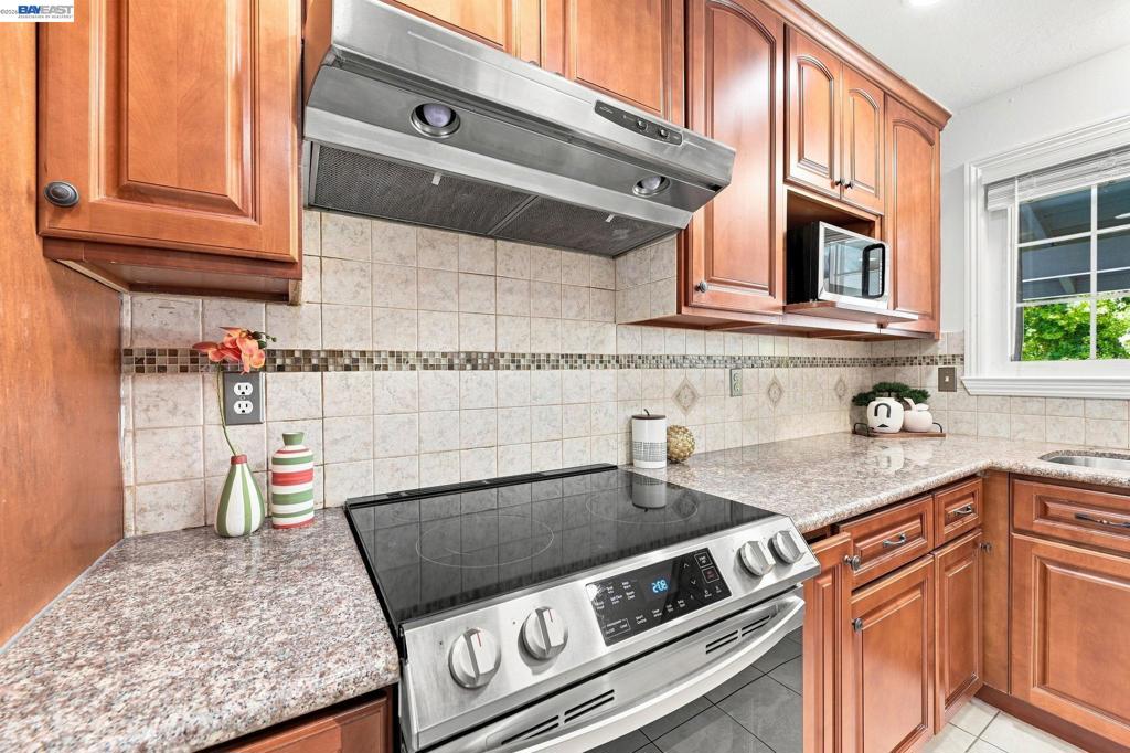 41441 Paseo Padre Pkwy Property Photo 14