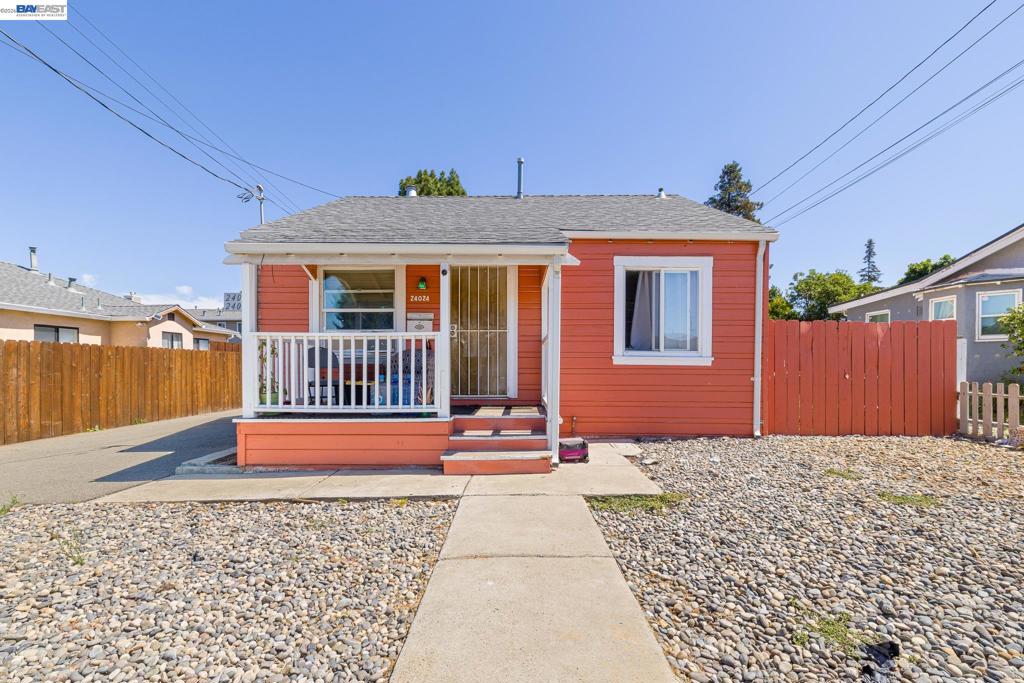 24024 Park St. Property Photo 1