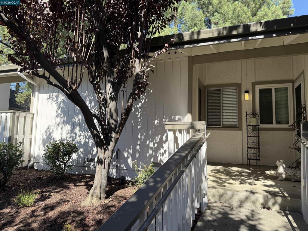 5425 Concord Blvd E4 Property Photo 1