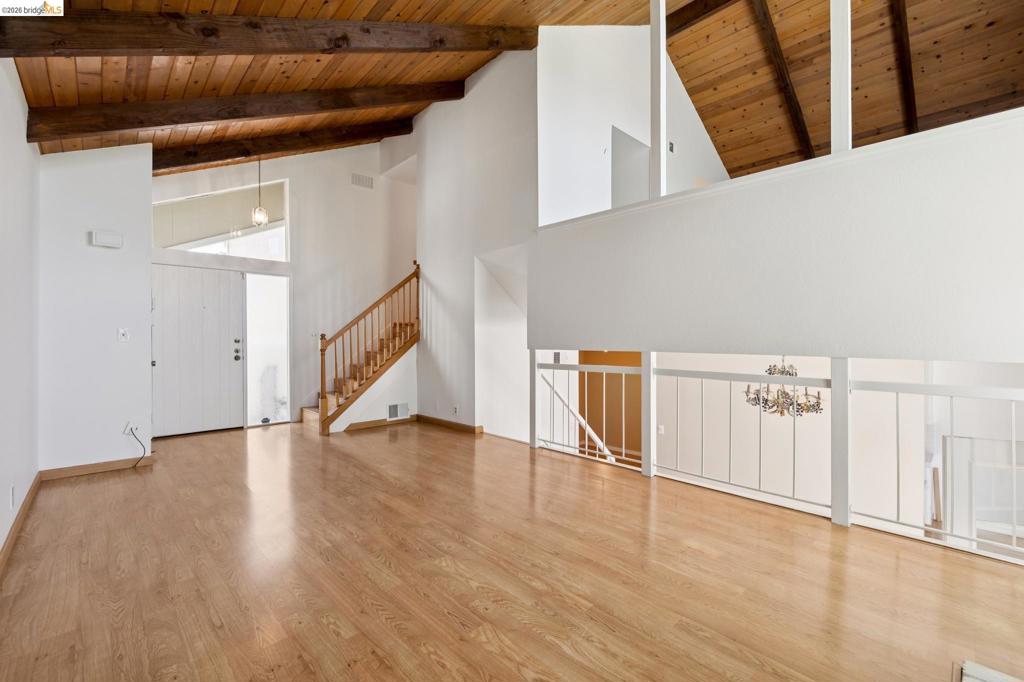 345 Kinross Dr. Property Photo 26