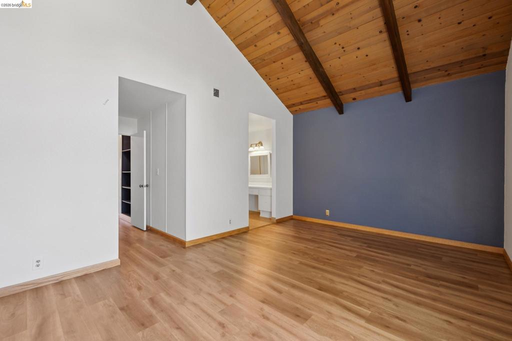 345 Kinross Dr. Property Photo 49