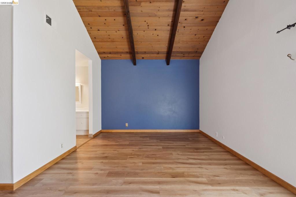 345 Kinross Dr. Property Photo 50