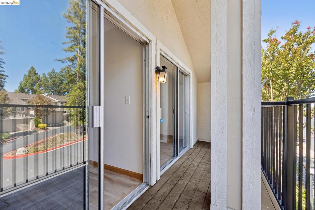345 Kinross Dr. Property Photo 65
