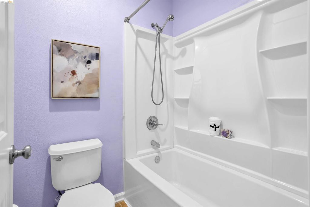 1543 Nevin Plz Property Photo 22