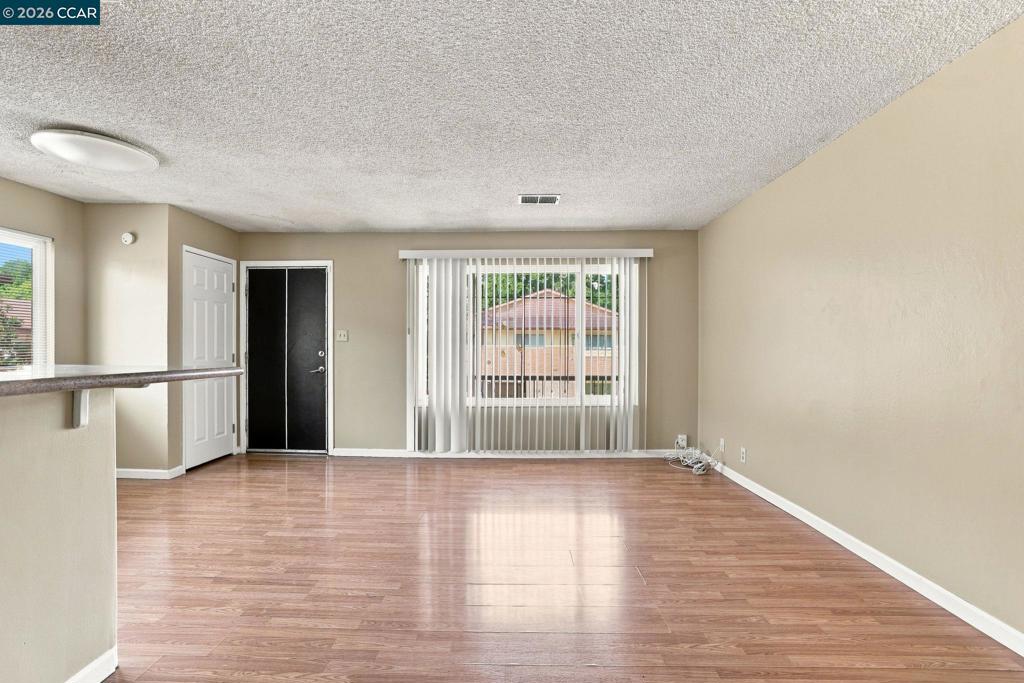 2118 Peppertree Way 4 Property Photo 11
