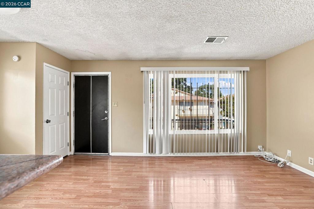 2118 Peppertree Way 4 Property Photo 12