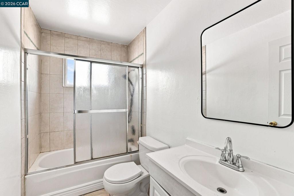 2118 Peppertree Way 4 Property Photo 22