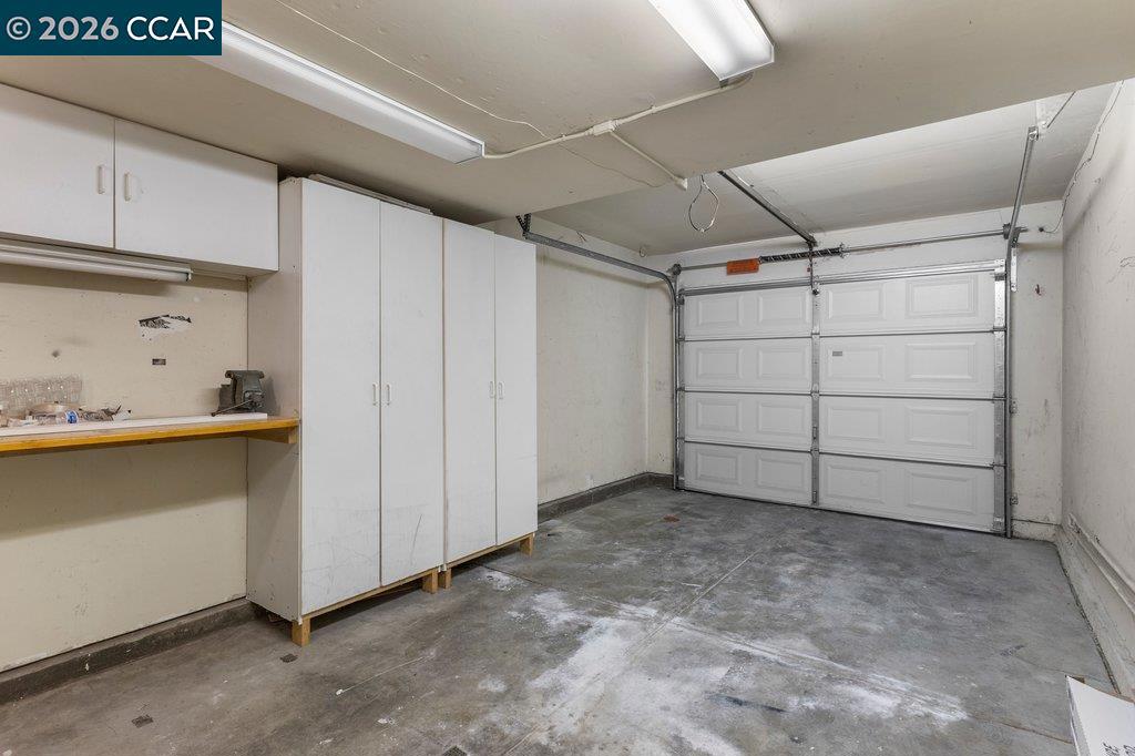 7298 Cronin Cir Property Photo 4
