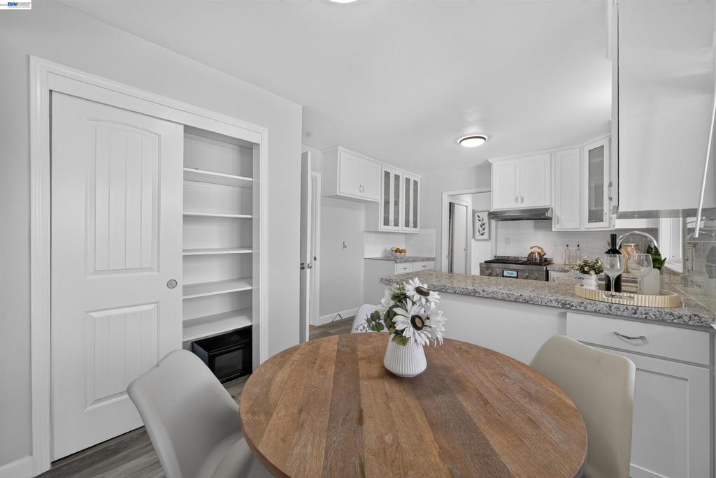 42635 Sully St Property Photo 16