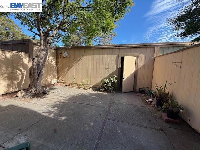 3204 Fiji Ln Property Photo 9