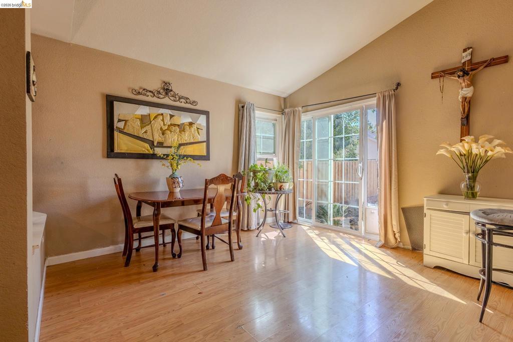 930 Elk Run Ter Property Photo 3