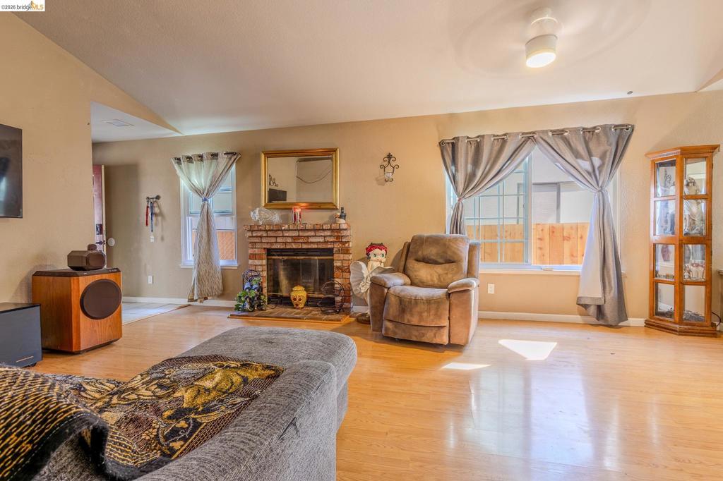 930 Elk Run Ter Property Photo 16