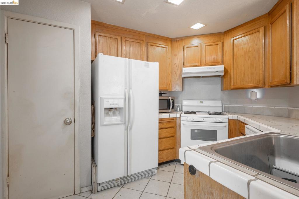 930 Elk Run Ter Property Photo 38