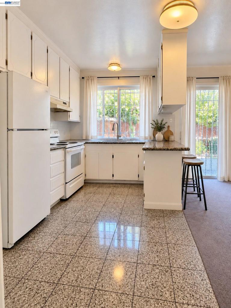 38 Kelloch Ave Property Photo 8