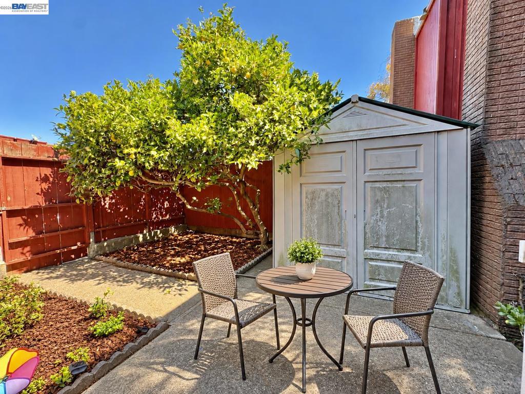 38 Kelloch Ave Property Photo 22