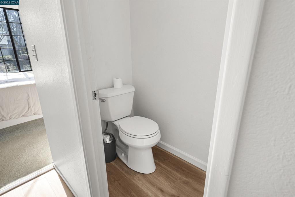 1001 Devonwood Property Photo 12