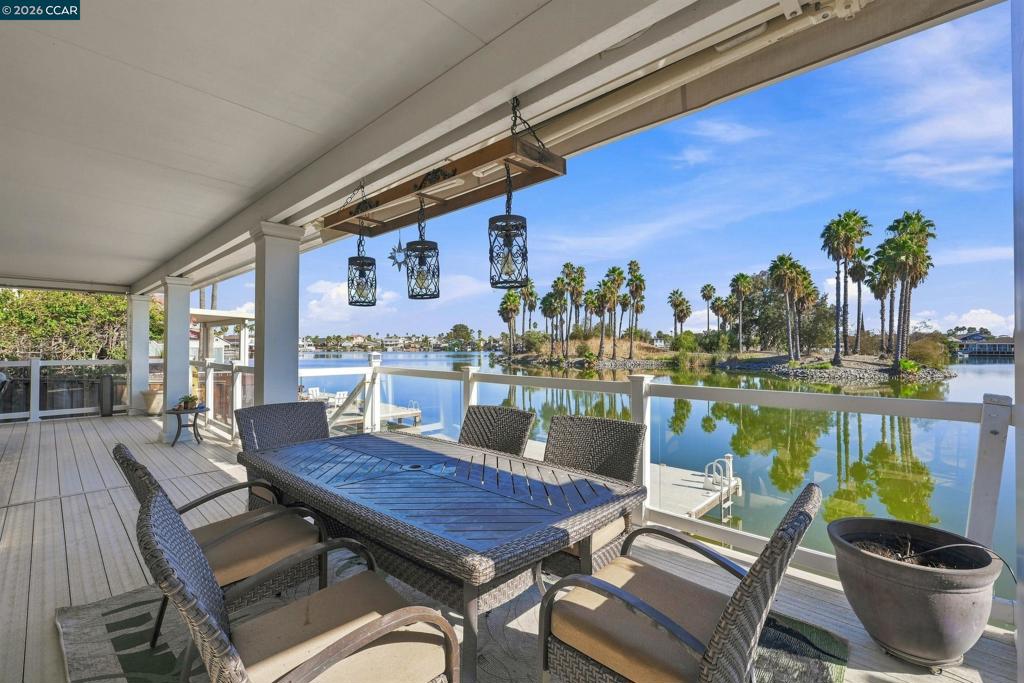825 Discovery Bay Blvd Property Photo 2