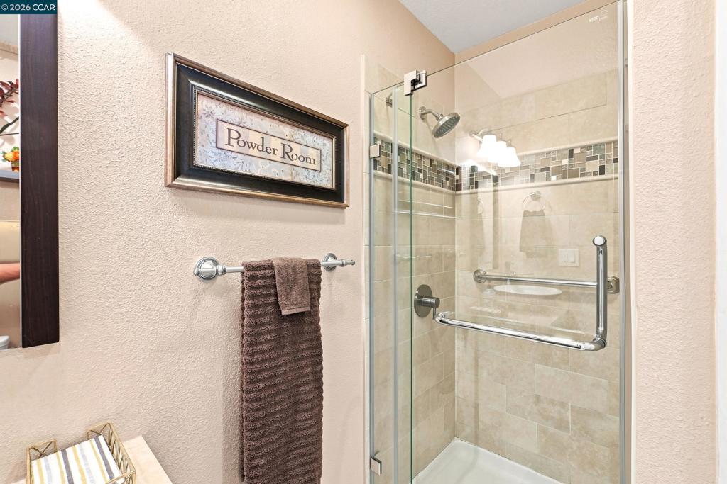 825 Discovery Bay Blvd Property Photo 24