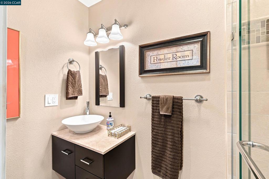 825 Discovery Bay Blvd Property Photo 25