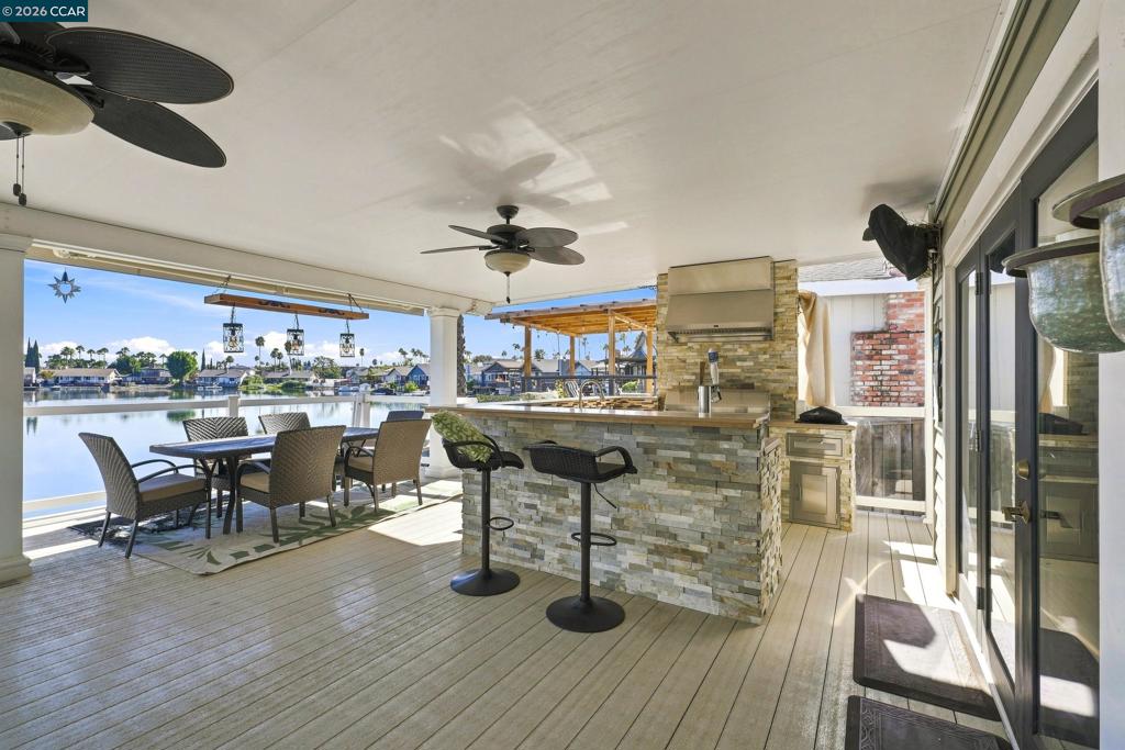 825 Discovery Bay Blvd Property Photo 28