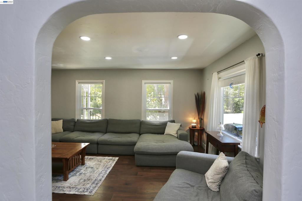 1522 Vallecito Property Photo 5