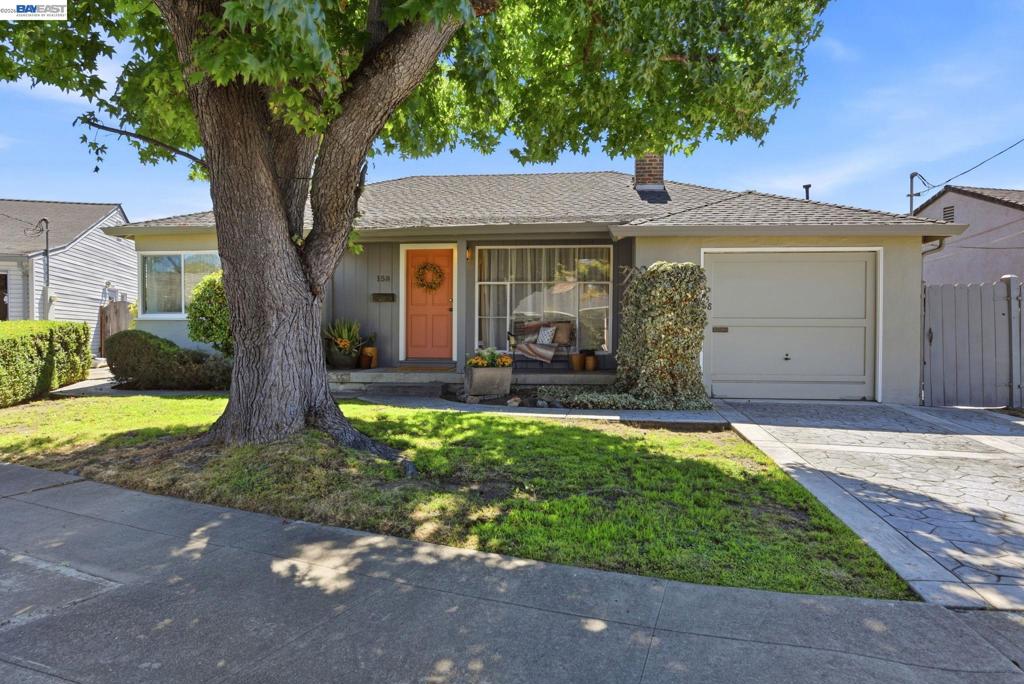 158 Via Bolsa Property Photo 1
