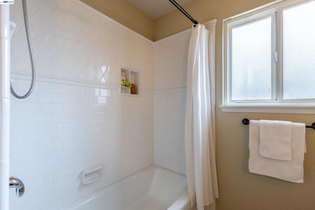 749 Orion Way Property Photo 23